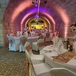 Boutique & Event Center מלון בודפשט