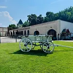 Boutique & Event Center * Budapeszt
