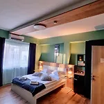 Boutique & Event Center فندق *
